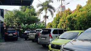 Exterior - HOTEL URBAN LATIFA YOGYAKARTA (Depok)