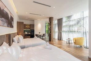 Literie de qualité, lit avec matelas Select Comfort, décor unique