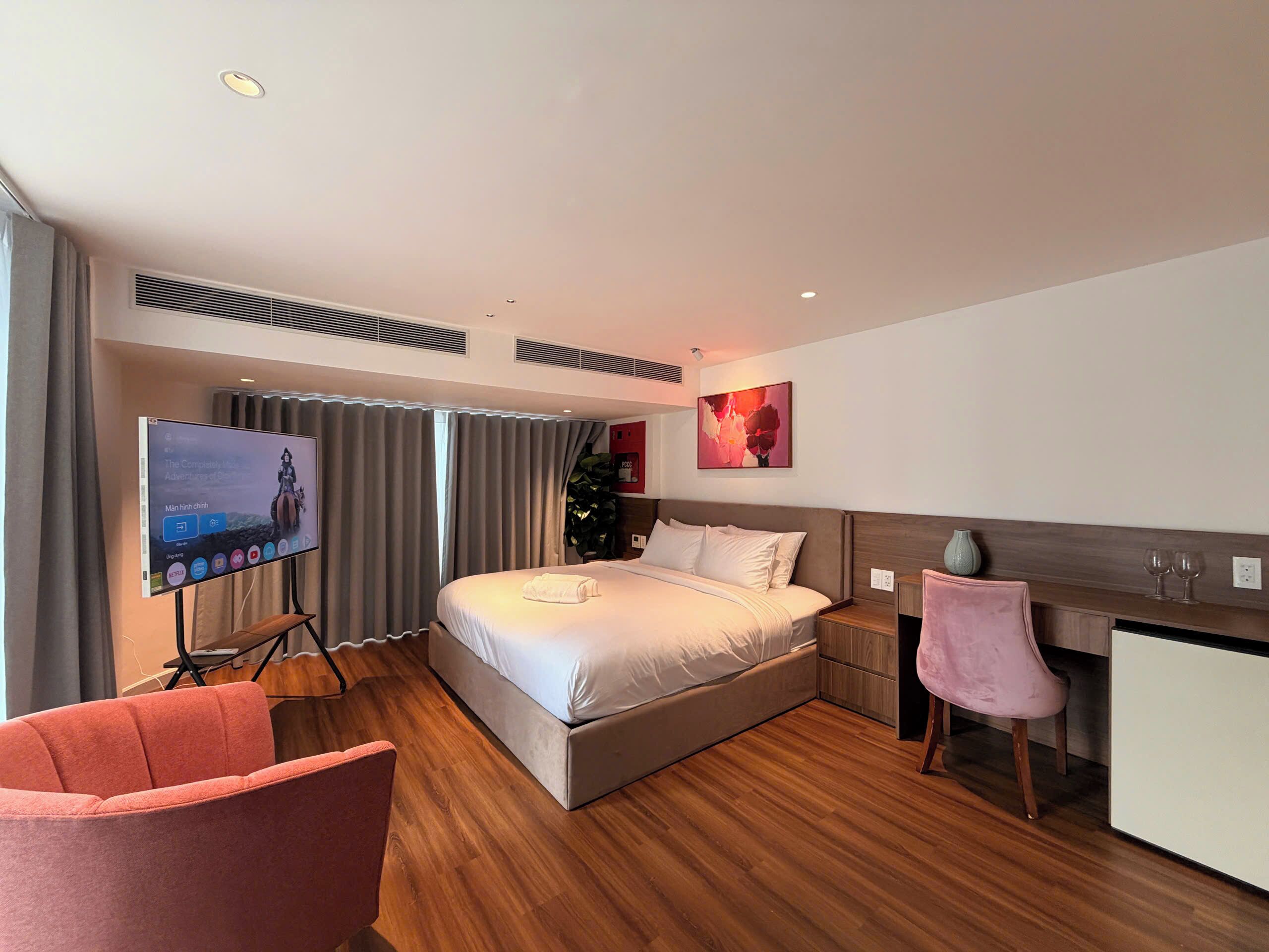 Suite Deluxe, 1 très grand lit, non-fumeur, vue ville