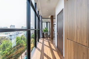 Hochwertige Bettwaren, Select-Comfort-Betten, Bügeleisen/Bügelbrett