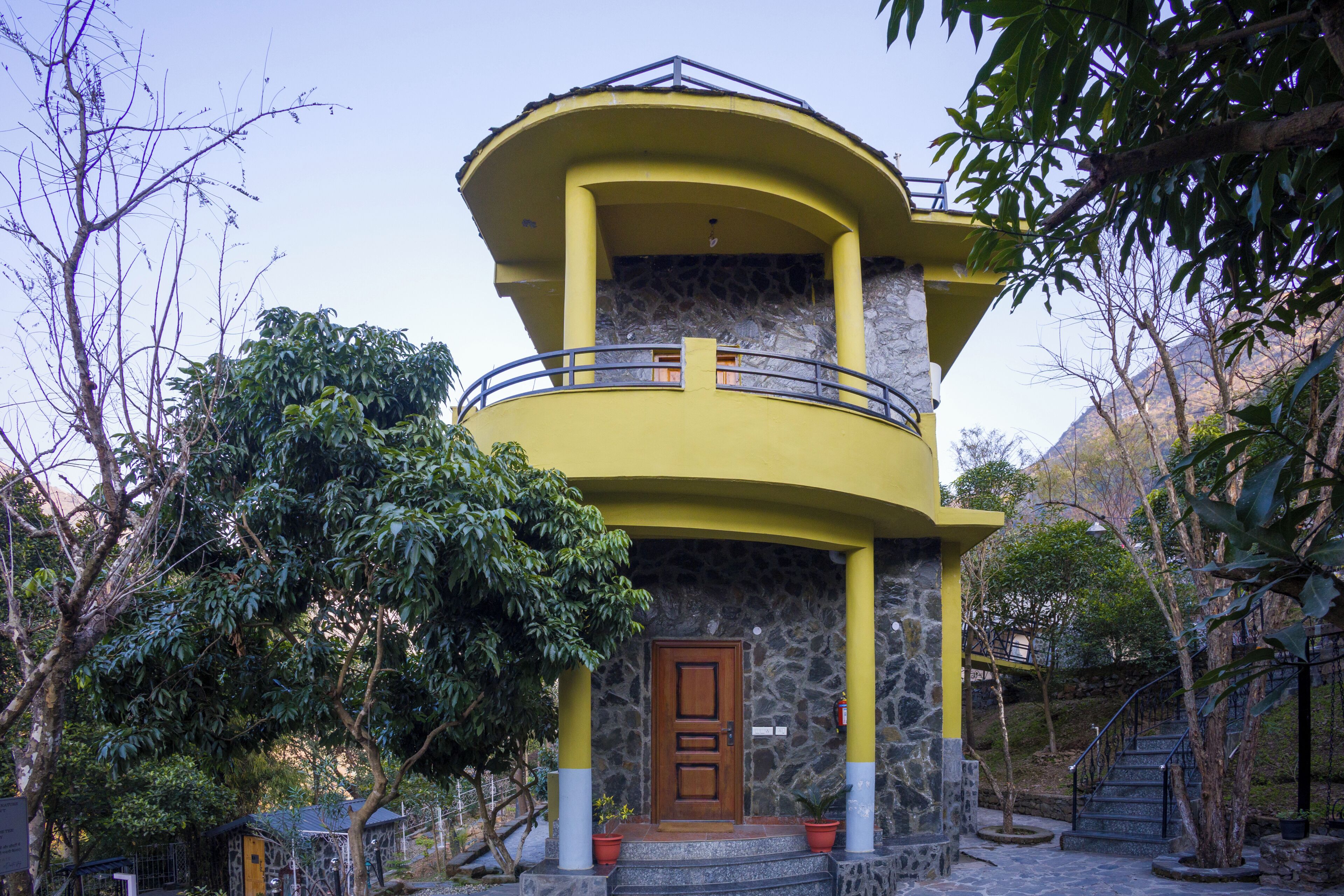 Nhà Duplex Cao cấp, quang cảnh sân vườn | Ngoại thất