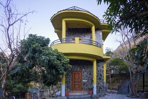 Dúplex de lujo, vista al patio | Exterior