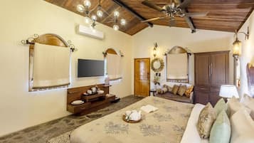 Stuga Superior - utsikt mot innergården