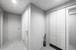 Interior - BLUE FOREST 203 (Sapporo)