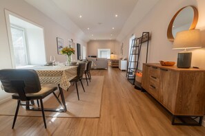 Dining - Rowantree Cottage near Oban (Glencruitten)