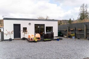 Terrace/patio - The Stables near Oban (Glencruitten)