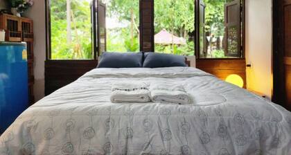 Room-tranquility Living in the Garden ,2