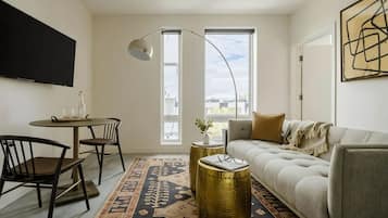 Apartment, 2 Bedrooms | Living area