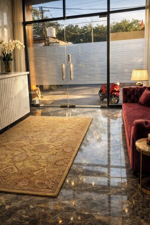 Tremannsrom – deluxe, byutsikt | Innvendig