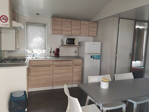 Kühlschrank, Mikrowelle