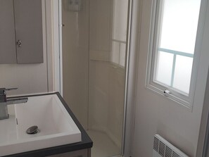 Bathroom - Comfortable mobile home, AC - 6 guests (Saint-Cyprien)