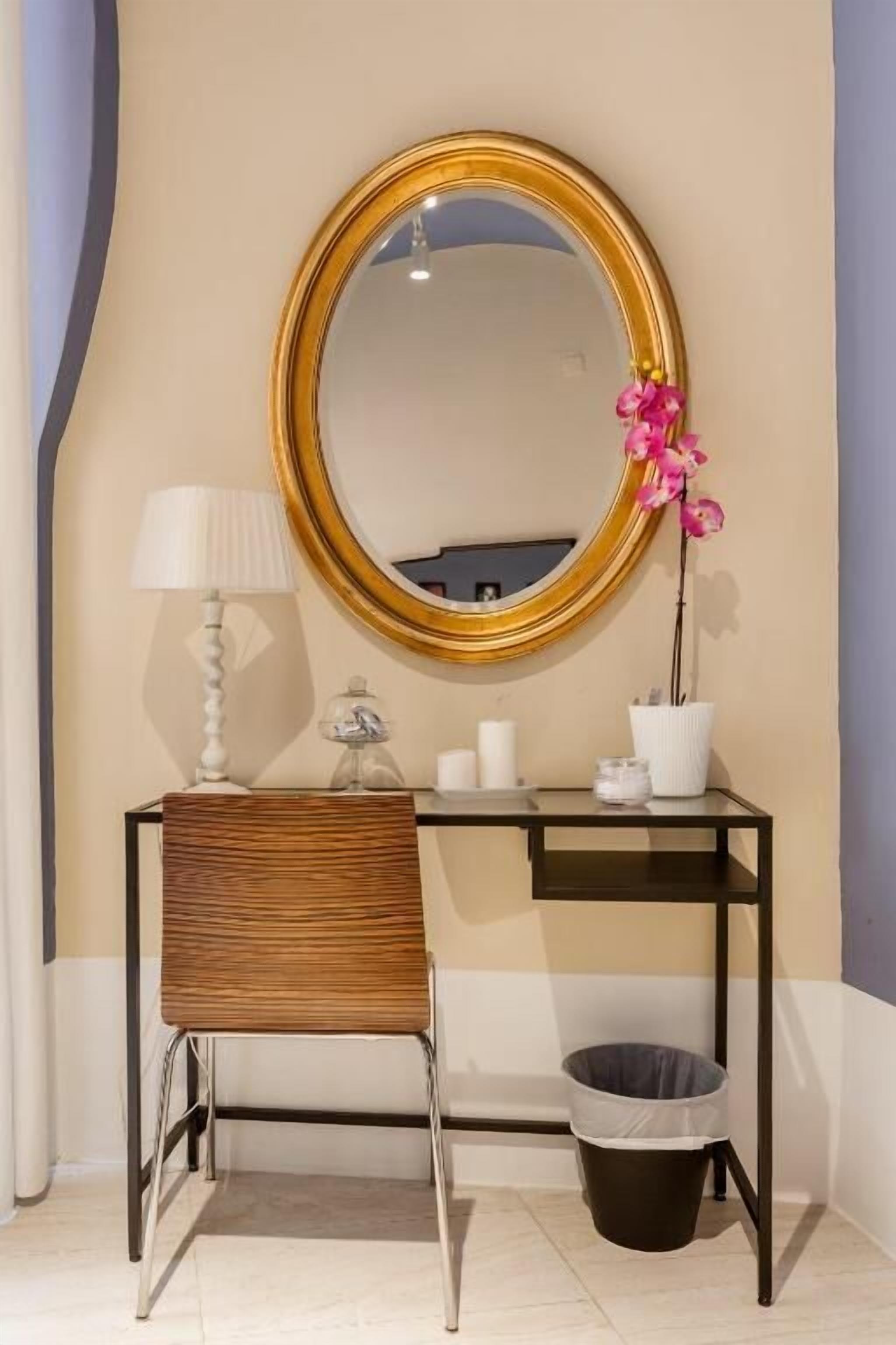 Habitación doble Confort, balcón, vista a la ciudad | Interior