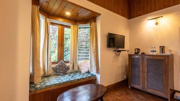 Deluxe Cottage, Mountain View | Interior