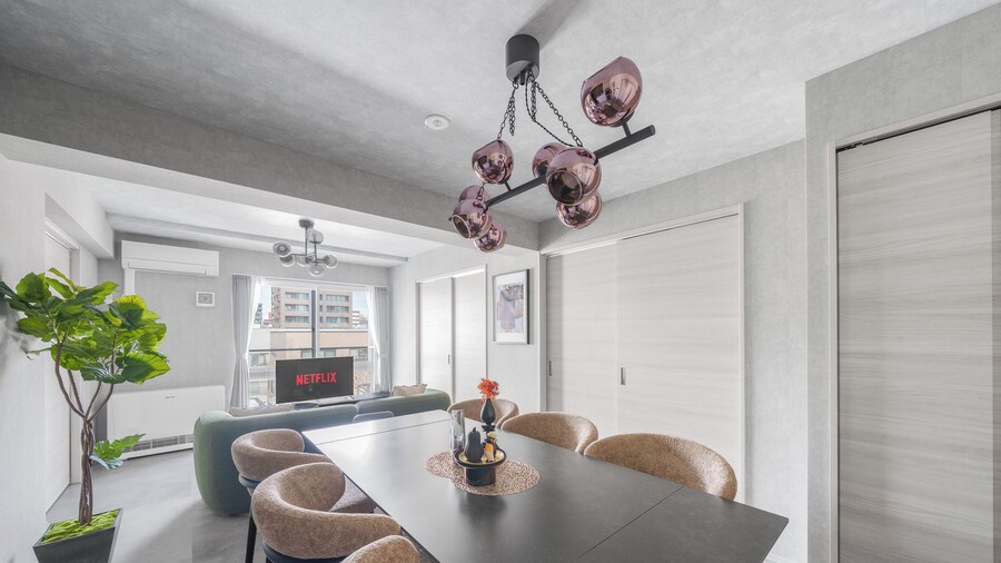 BLUE FOREST 303