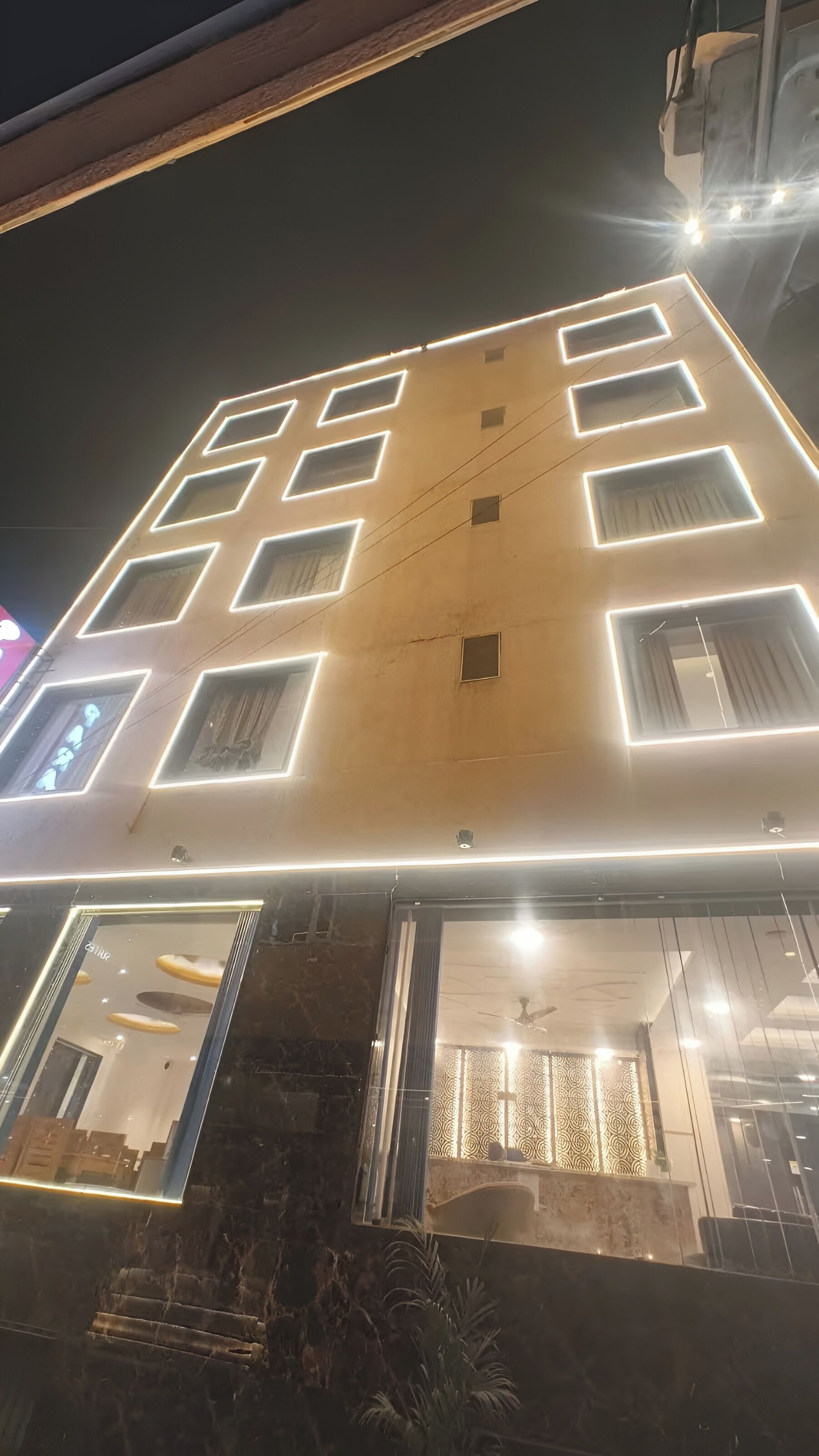 การตกแต่งภายนอก