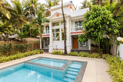 Nature's Inn 4BHK Private Pool Villa in Morjim, Goa