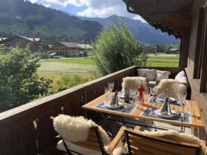 Outdoor dining - Lovely apartment for 4 people with internet and balcony (Lenk)