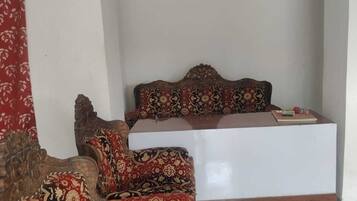 Deluxe Room, Balcony | Lobby