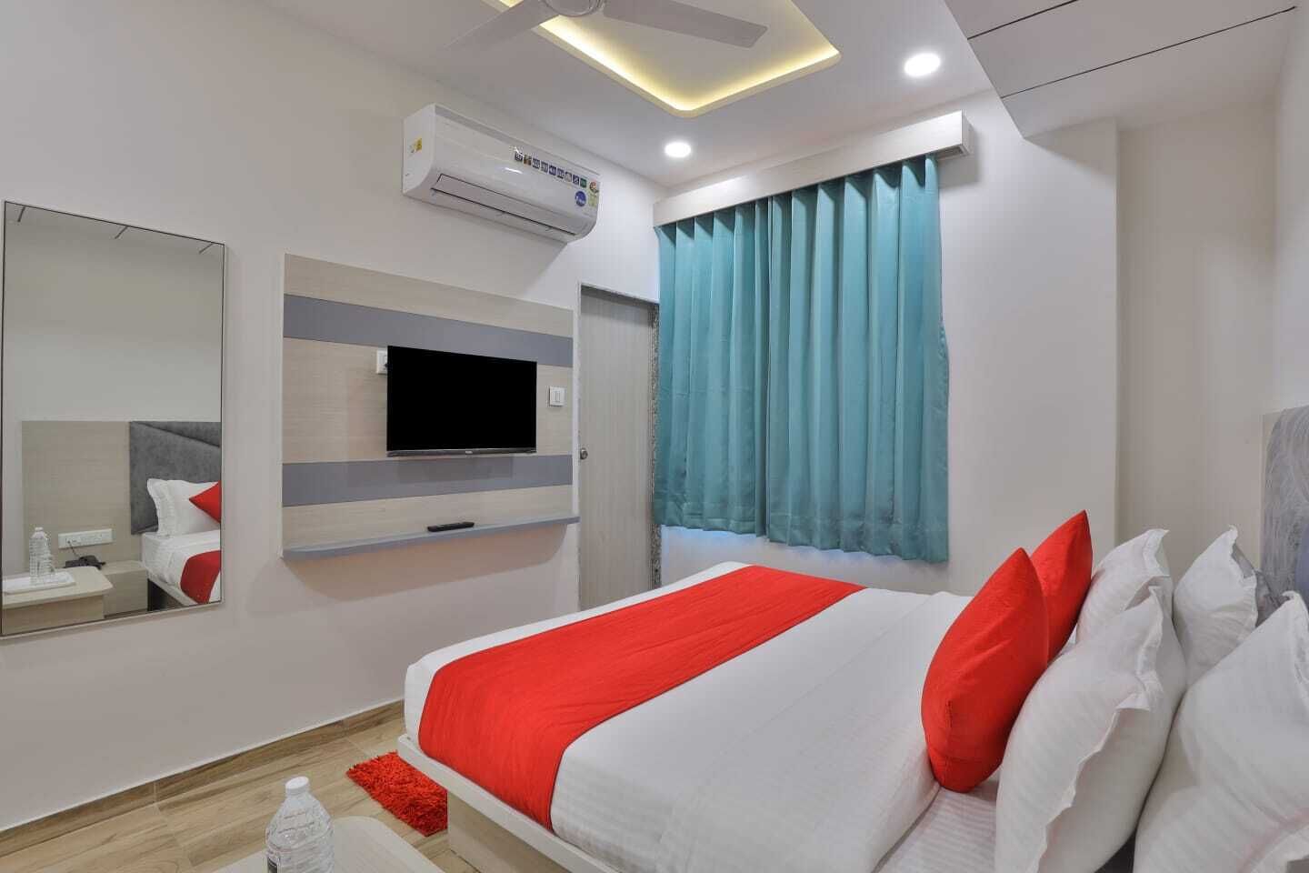 Deluxe Double Room, City View