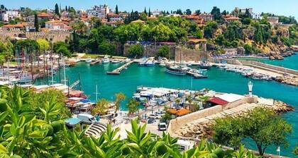 Antalya Marina Hostel