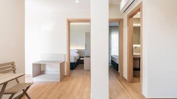 Apartment, 2 Bedrooms, Balcony, Partial Sea View | Interior