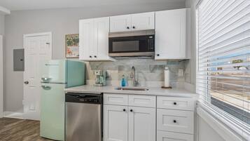 Fridge, microwave, dishwasher, coffee/tea maker