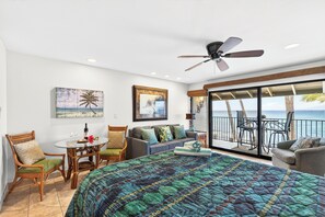 Room - Modern Studio Oasis With Picture‑Perfect Scenery (Lahaina)