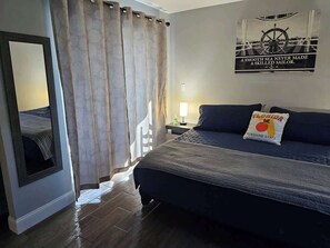 3 chambres, fer et planche à repasser, Wi-Fi, draps fournis