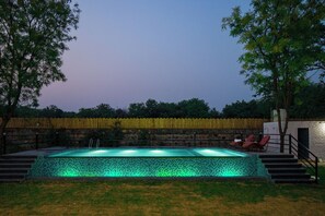 Piscina all'aperto