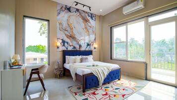 Deluxe Villa, Balcony, Garden View