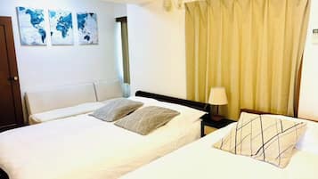 2 bedrooms, desk, WiFi (free), bed sheets