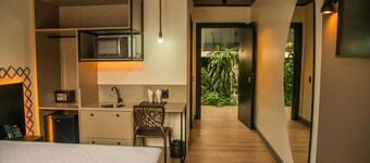 โคโรอาดอส โฮเทล อี แฟลตส์ แอลทีดีเอ