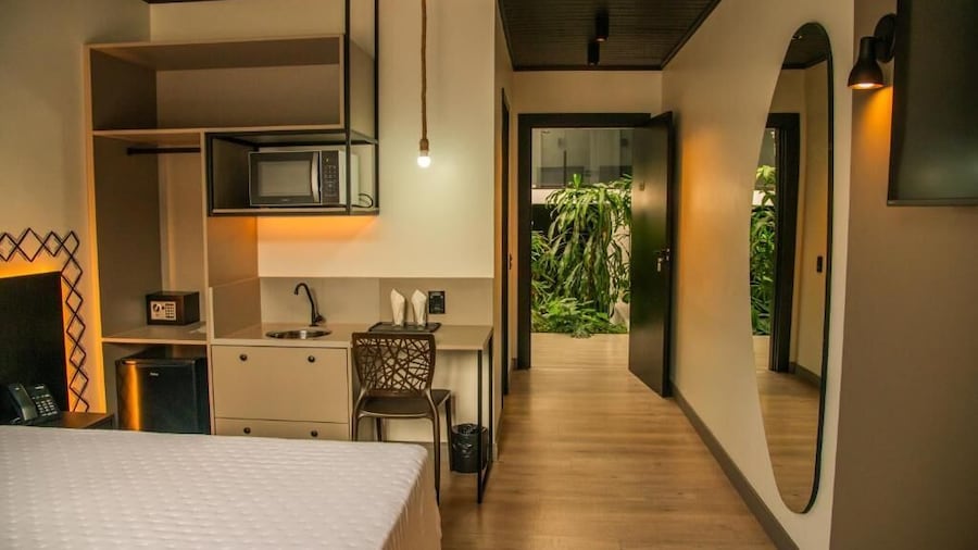 COROADOS HOTEL E FLATS LTDA