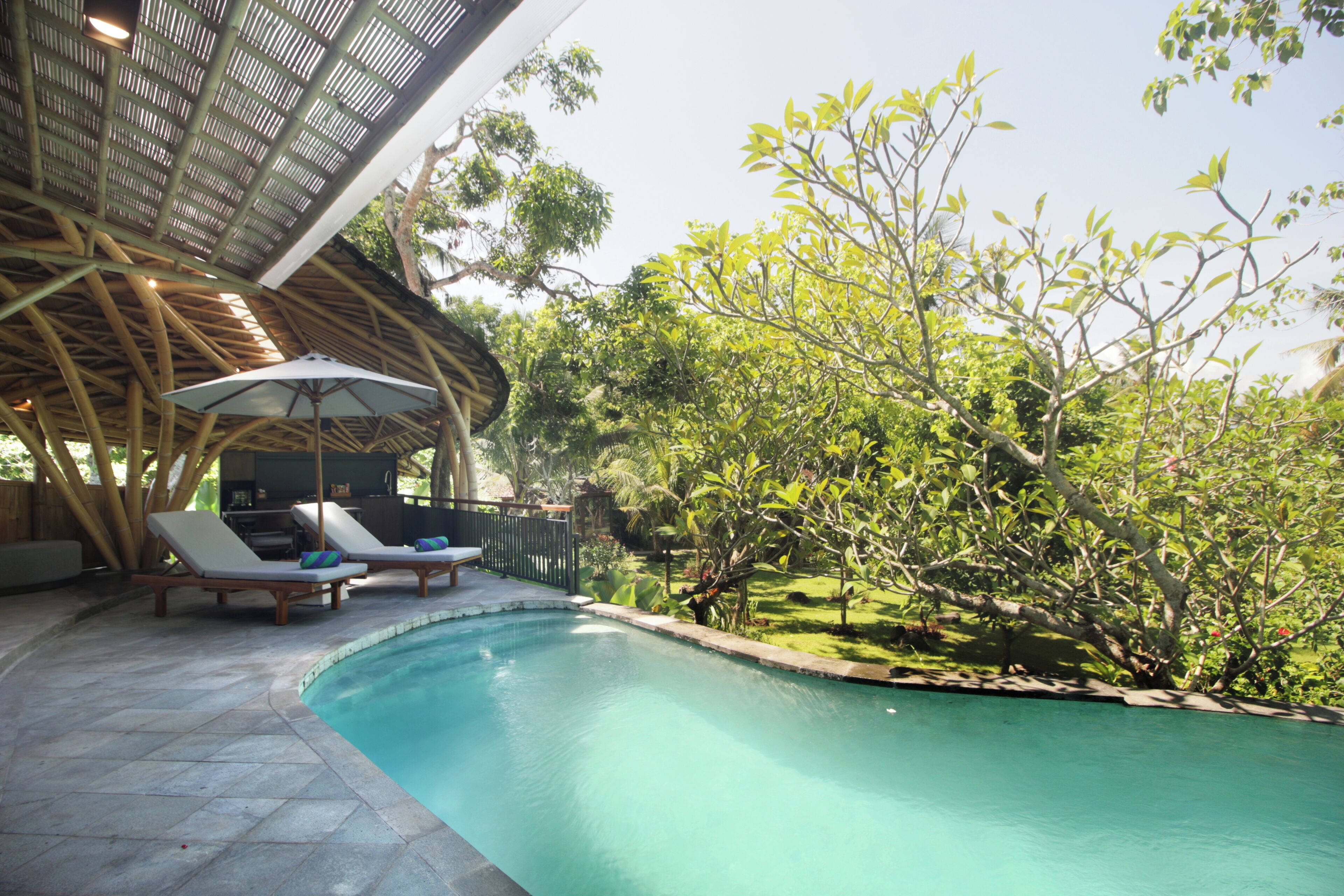 Villa Deluxe | Piscina | Una piscina al aire libre. Babakan Hill Villas