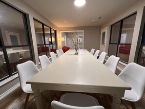 Dining - Fabulous 5-bedroom estate with AC in charming Round Rock (Round Rock)