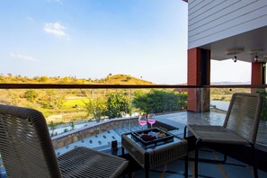 Vila luxo, vista para a colina | Área da propriedade