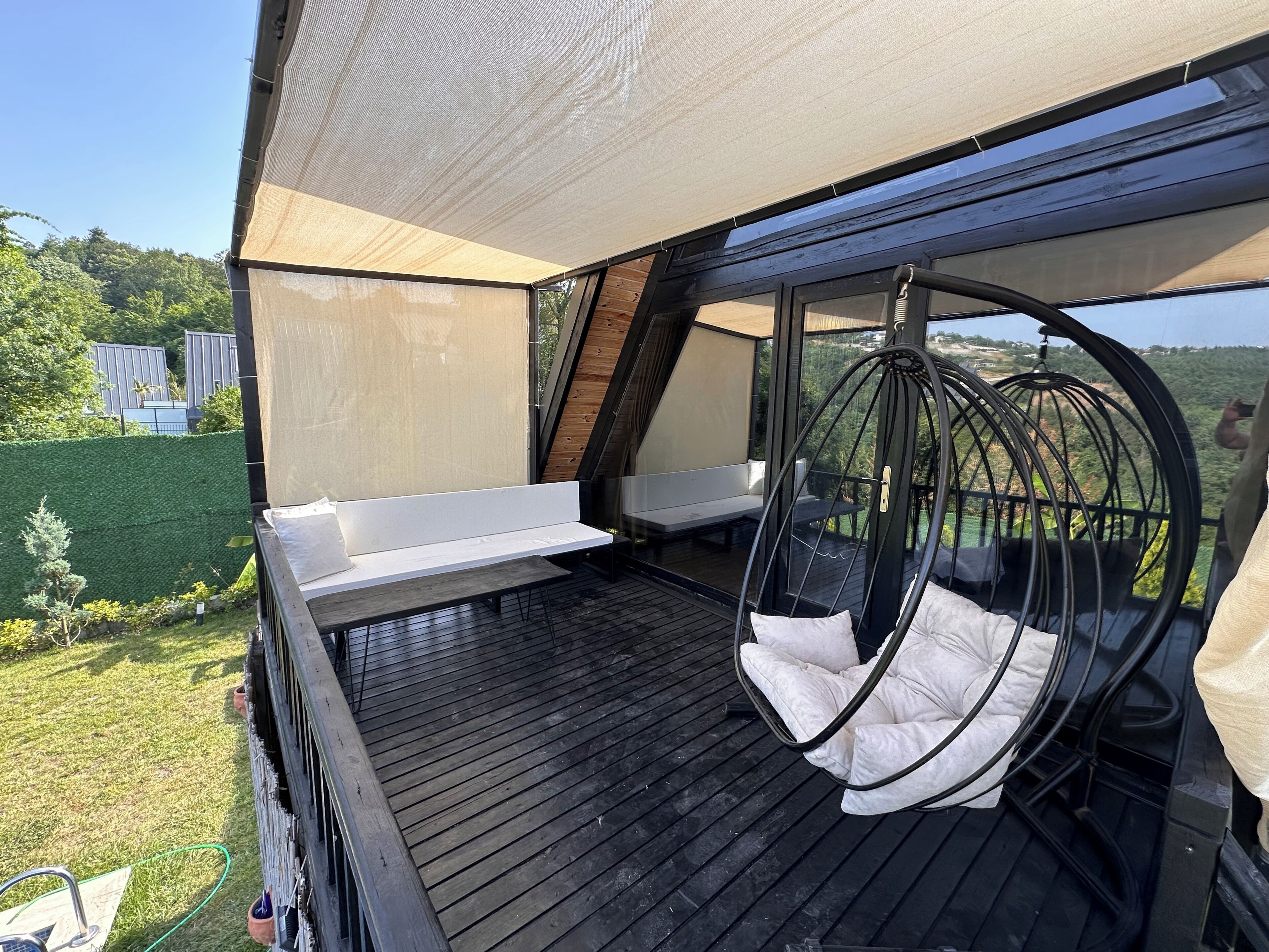 Basic Bungalow | Teres/patio