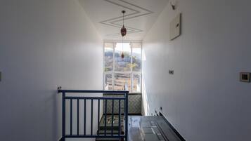 Luxury Villa, Hill View | Interior