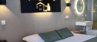 Refúgio dos Capelinhos Villa & Suites