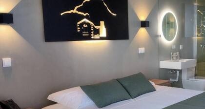 Refúgio dos Capelinhos Villa & Suites