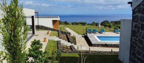 Refúgio dos Capelinhos Villa & Suites