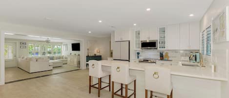Microwave, oven, stovetop, dishwasher