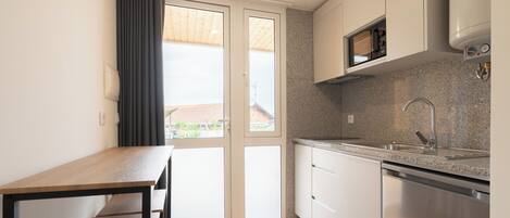 Bungalow, Mountain View | Private kitchen