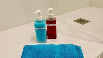 Badezimmerausstattung