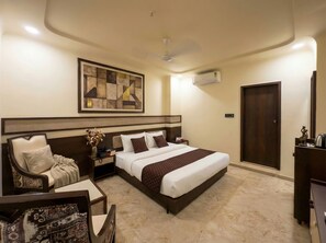 Executive Room | Desk, laptop workspace, free WiFi, bed sheets - Hotel Liora (Rajkot)