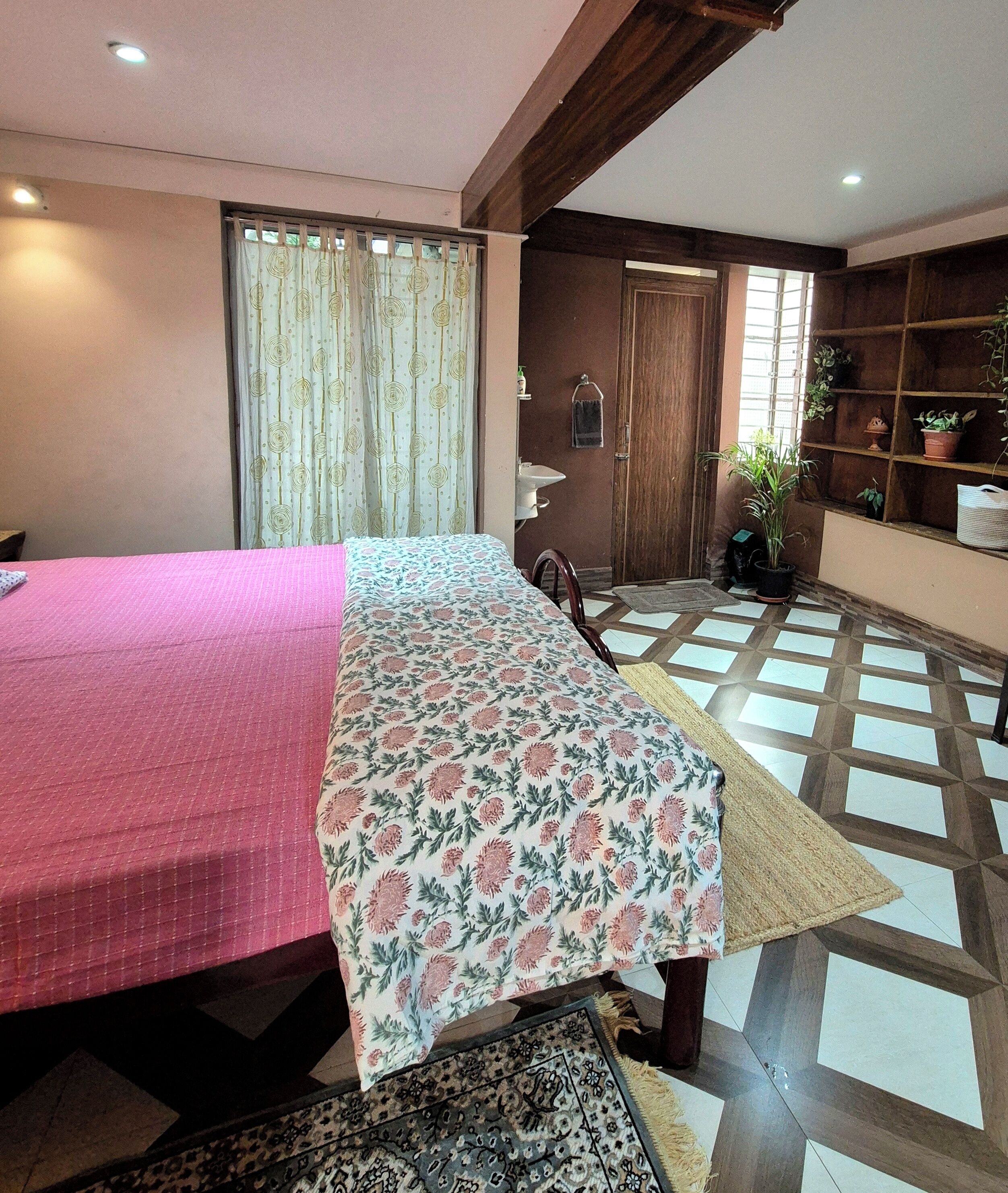 3 bedrooms, WiFi, bed sheets