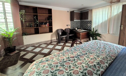 Cozy Rooms in  peaceful Santiniketan