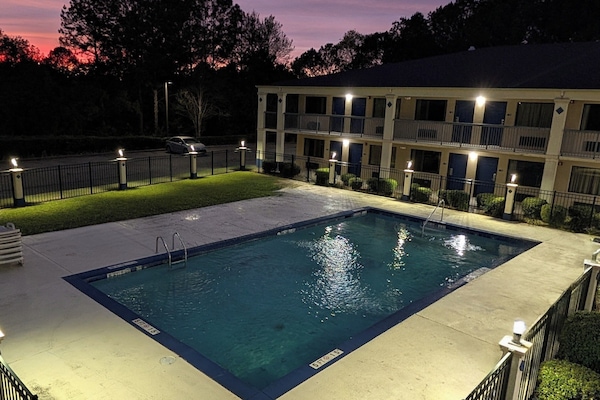 Seasonal outdoor pool