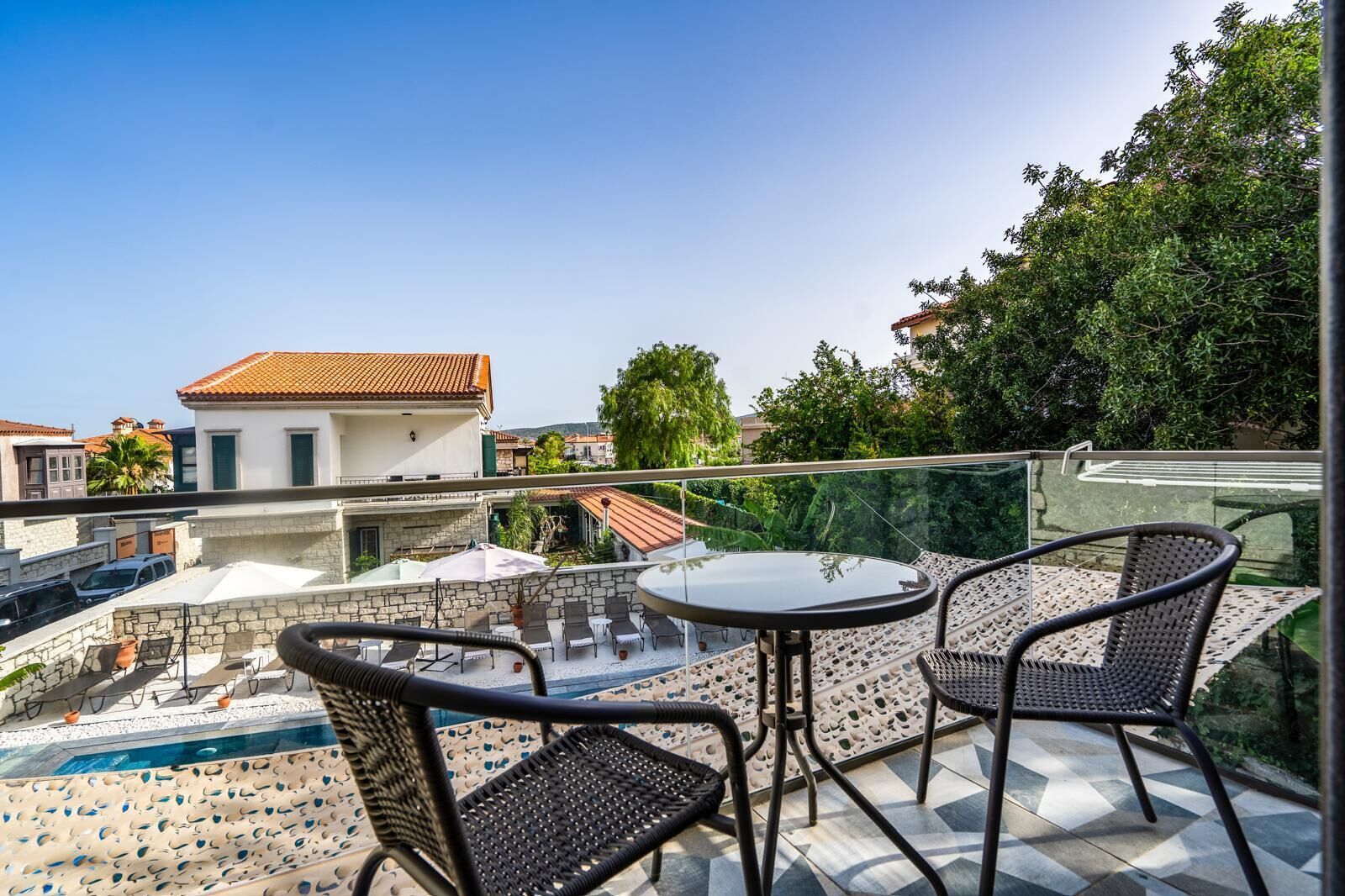 تناول الطعام بالخارج