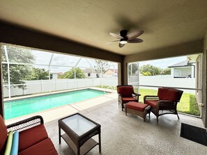 Pool - Charming 3-bedroom house in marvelous Lehigh Acres with AC (Lehigh Acres)